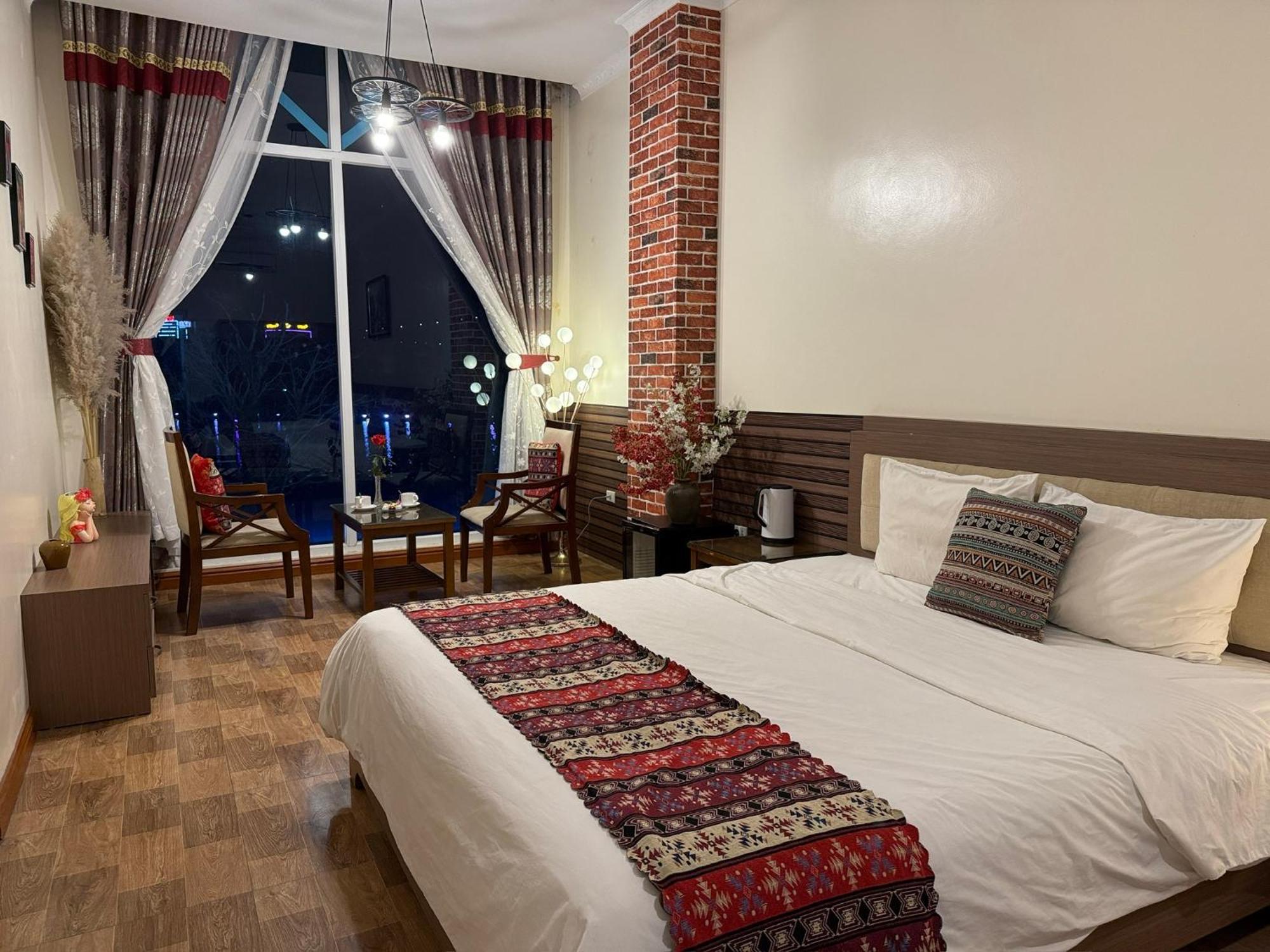 Anh Hong Hotel Ta Lan Than Eksteriør bilde