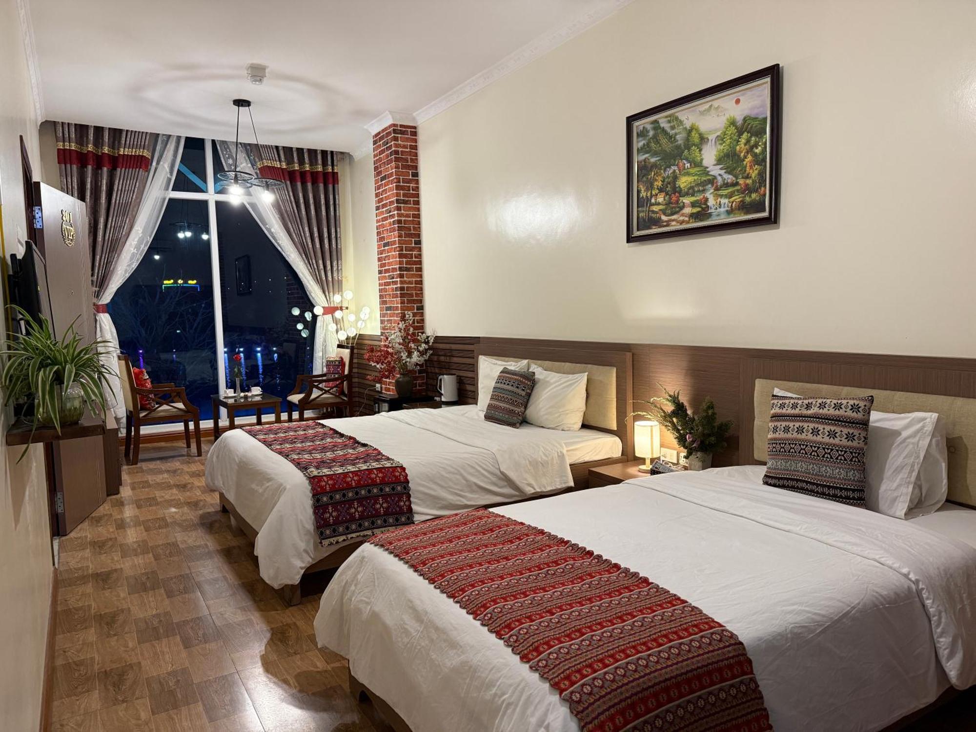 Anh Hong Hotel Ta Lan Than Eksteriør bilde
